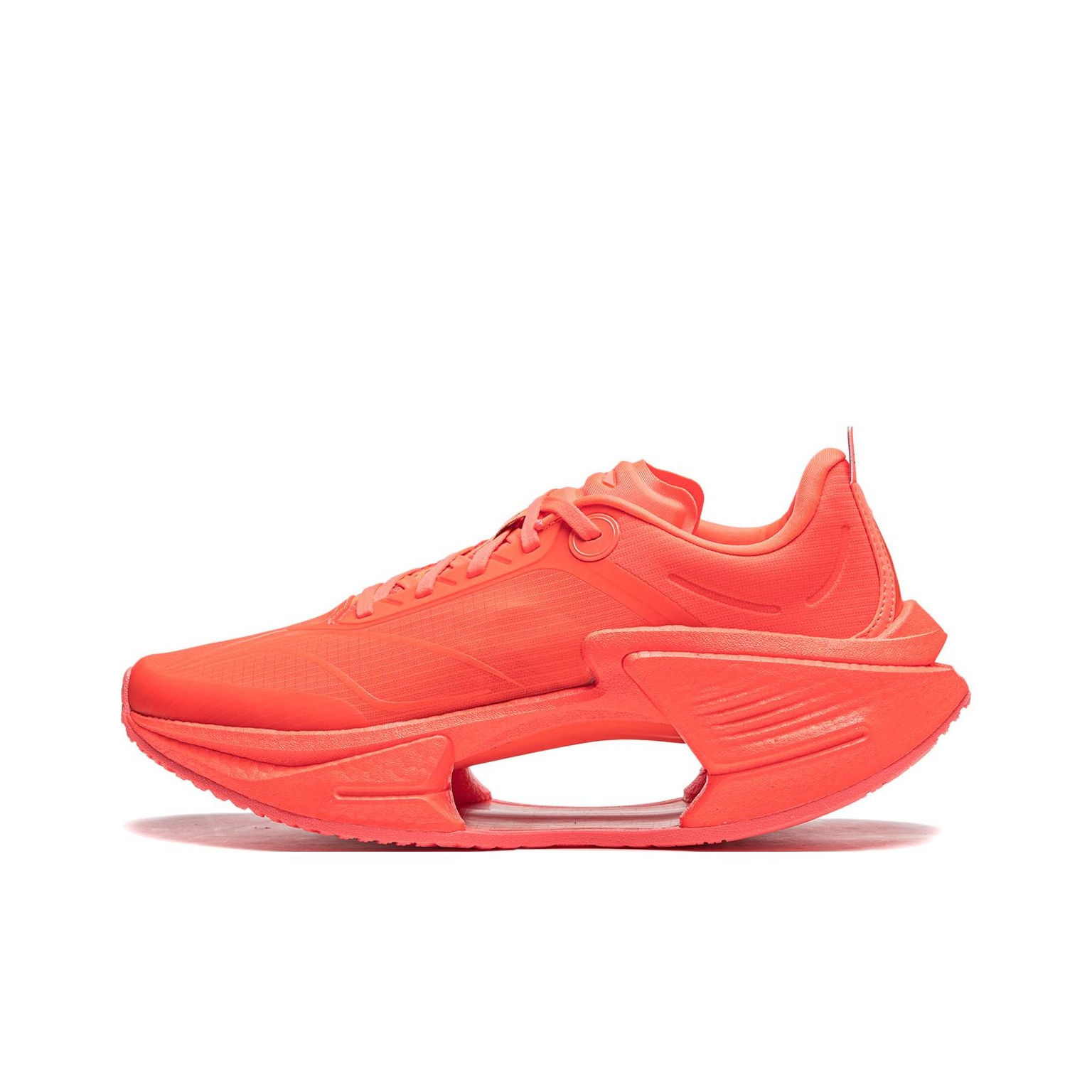 Li Ning Wade Shadow 3 ESSENTIA - Men Shoes Essentials recension och pris