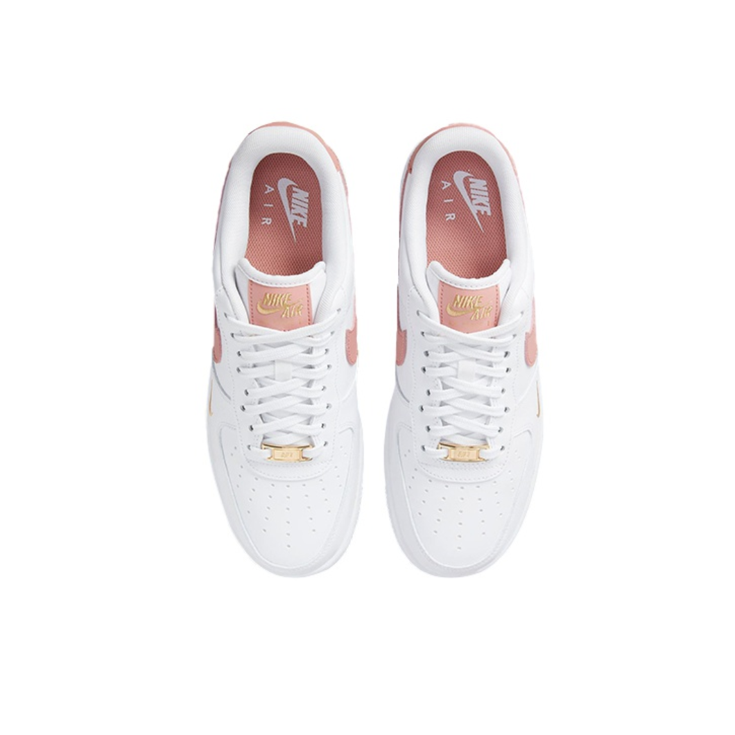 Nike Air Force 1 'O7 Essential - Men Shoes Essentials recension och pris